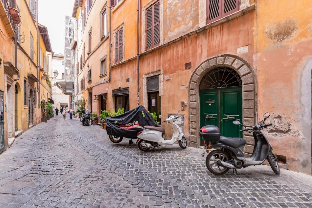Beautiful Near Piazza Navona Roma